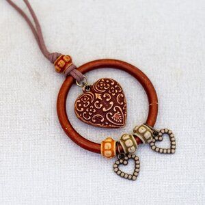 30 inch, Vintage Plastic Circle Heart Pink Lace Necklace - T24